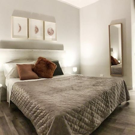 Appartamento Casa Emilia シルミオーネ エクステリア 写真